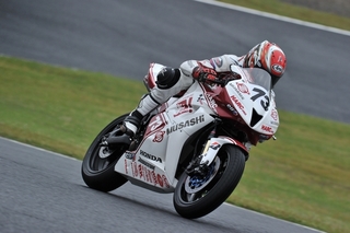#73中上選手2010.Rd7.jpg