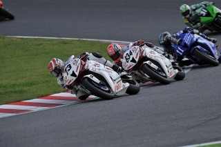 #73中上選手ɺ小林選手2010.Rd7.jpg